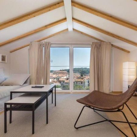 ロヴィニSea View House Fonteraアパートメント エクステリア 写真